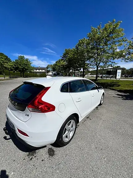 Volvo V40 2013 photo 3