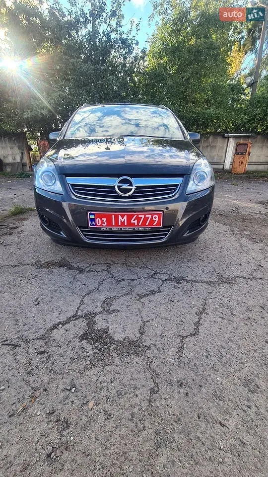 Opel Zafira 2013 photo 5