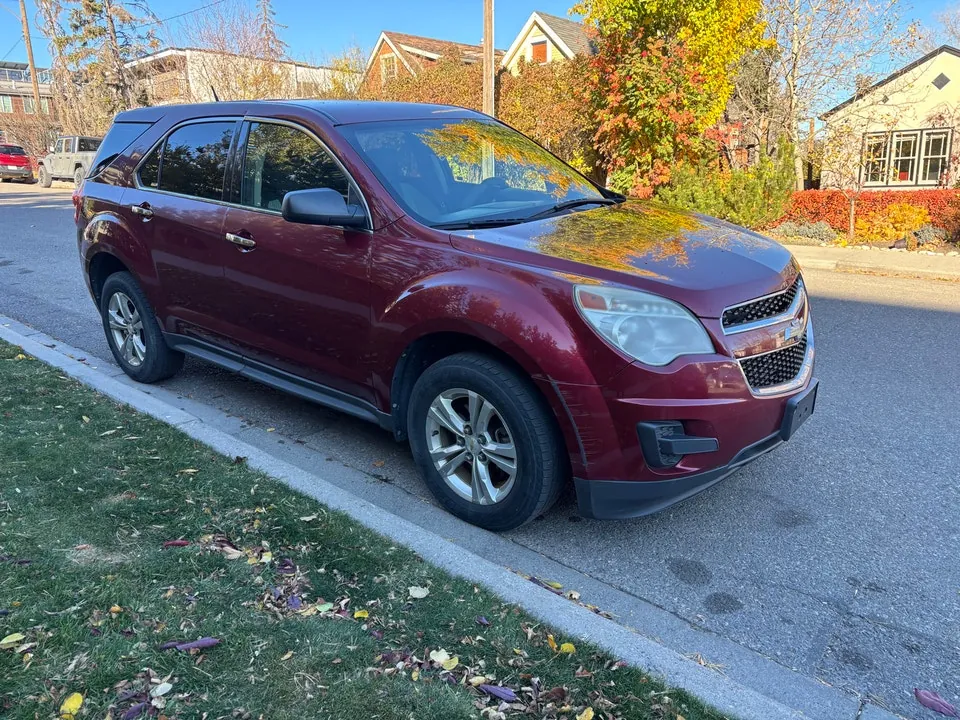Chevrolet Equinox 2011 photo 2