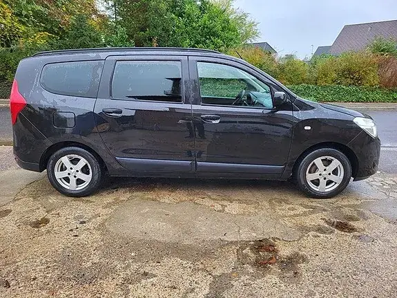 Dacia Lodgy 2021 photo 2