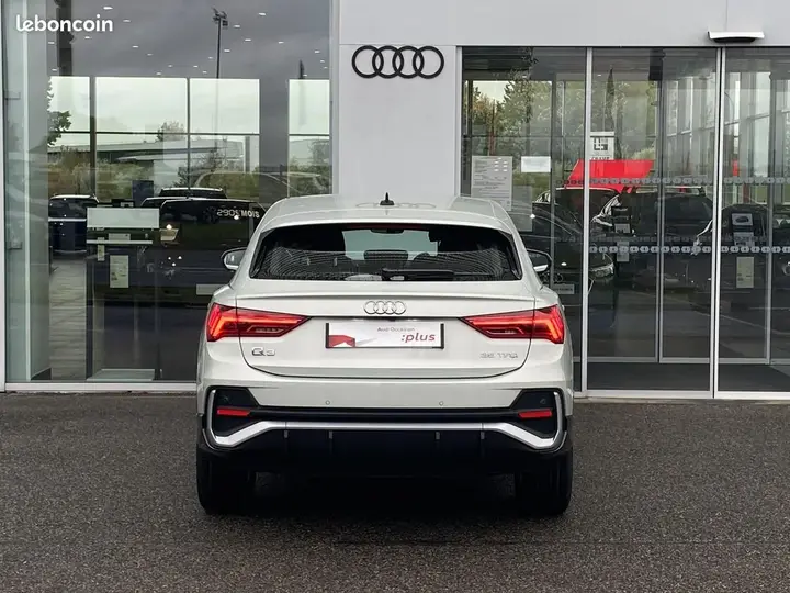 Audi Q3 2024 photo 4