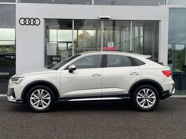 Audi Q3 2024 photo 2