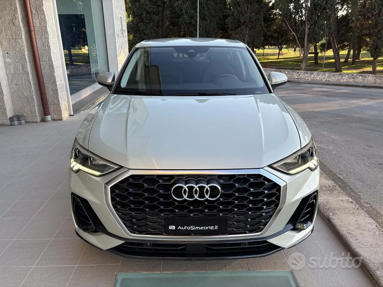 Audi Q3 2022 photo 2