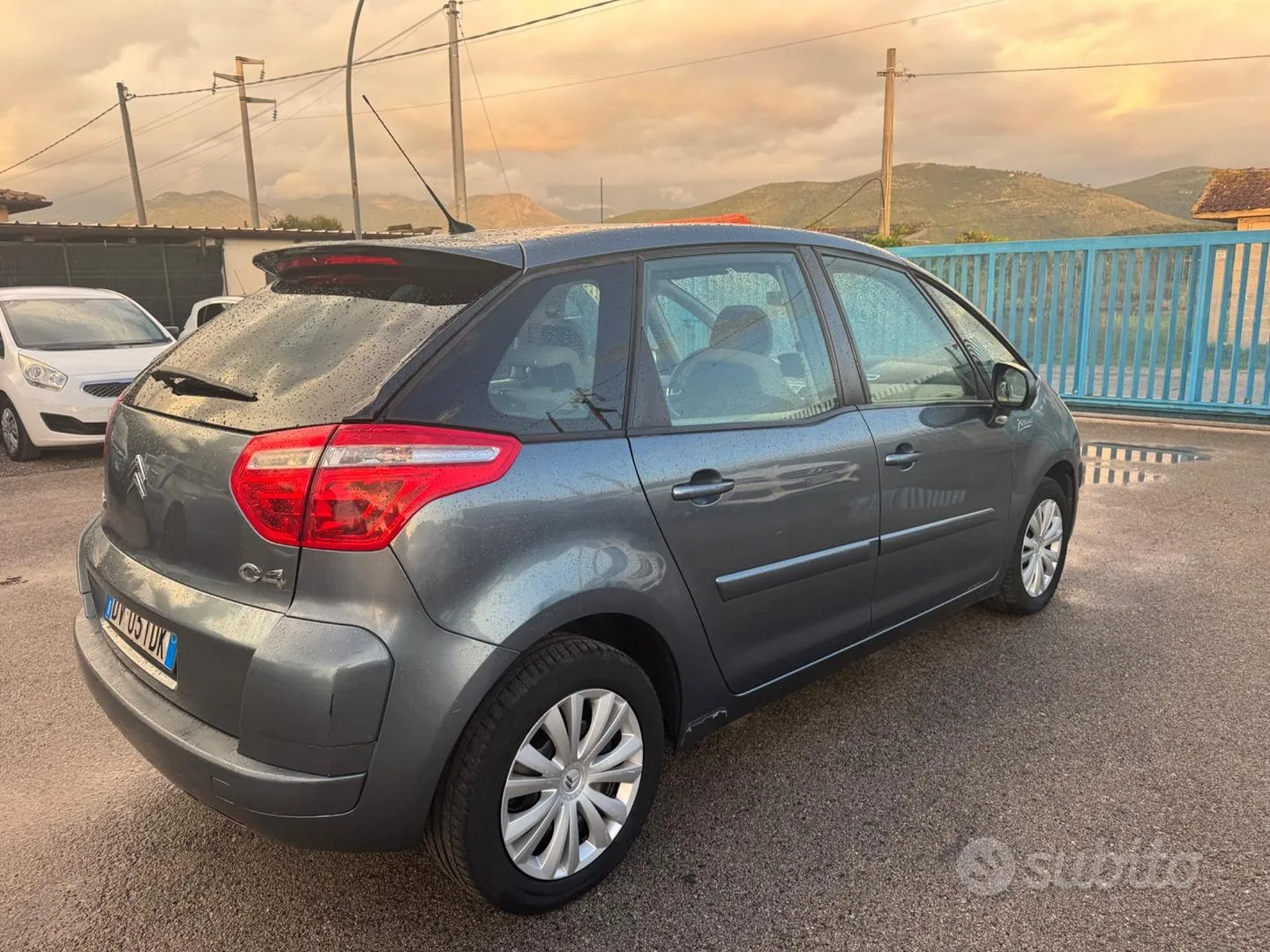 Citroen C4 Grand Picasso 2009 photo 3