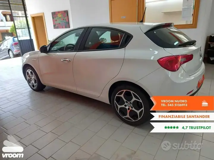 Alfa Romeo Giulietta 2015 photo 4