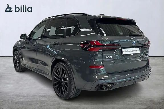 BMW X5 2027 photo 2