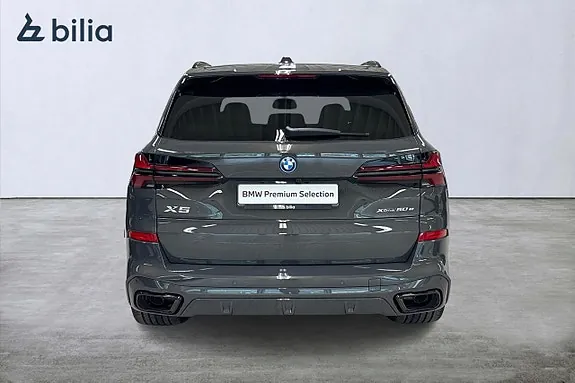 BMW X5 2027 photo 4