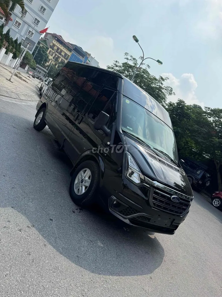 Ford Transit 2023 photo 3