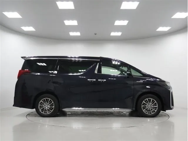 Toyota Alphard Hybrid Executive Lounge S 2021 photo 5