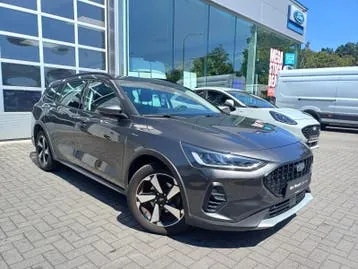 Ford Focus 2023 photo 3