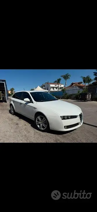 Alfa Romeo 159 2009 photo 4