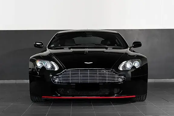 Aston Martin V8 Vantage 2006 photo 5