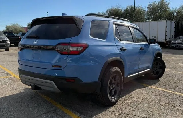 Honda Pilot 2023 photo 4