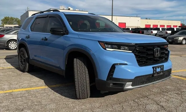 Honda Pilot 2023 photo 2
