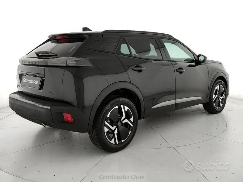 Peugeot 2008 2023 photo 5