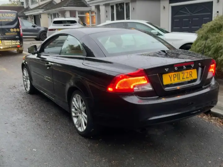 Volvo C70 2011 photo 4