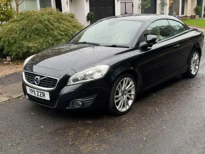 Volvo C70 2011 photo 2