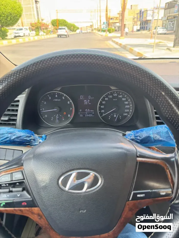 Hyundai Elantra 2018 photo 3