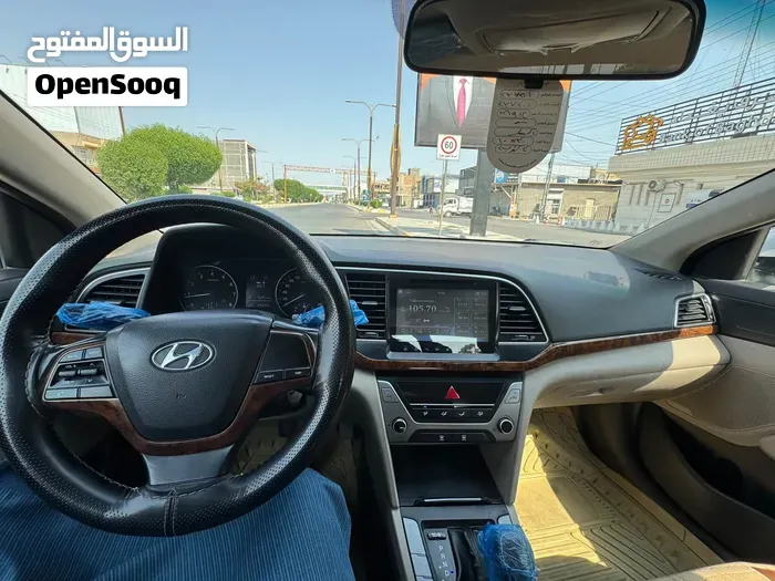 Hyundai Elantra 2018 photo 2