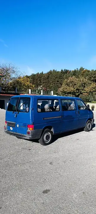 Volkswagen T4 1998 photo 2