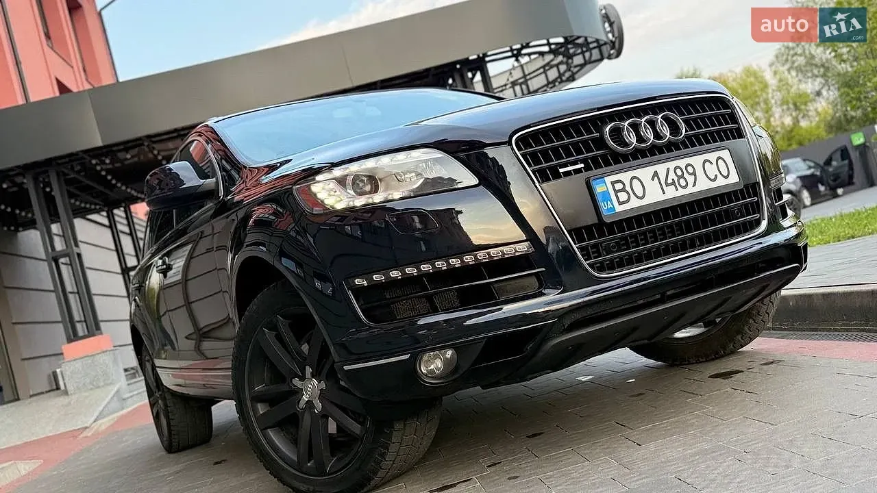 Audi Q7 2011 photo 5