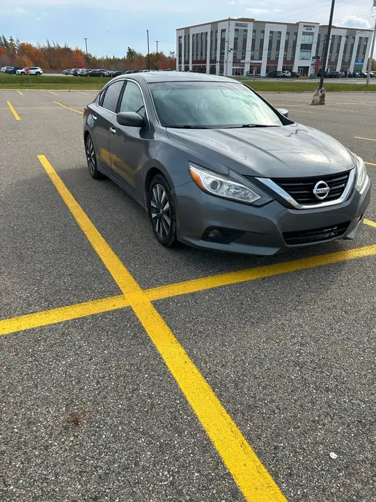 Nissan Altima 2018 photo 2