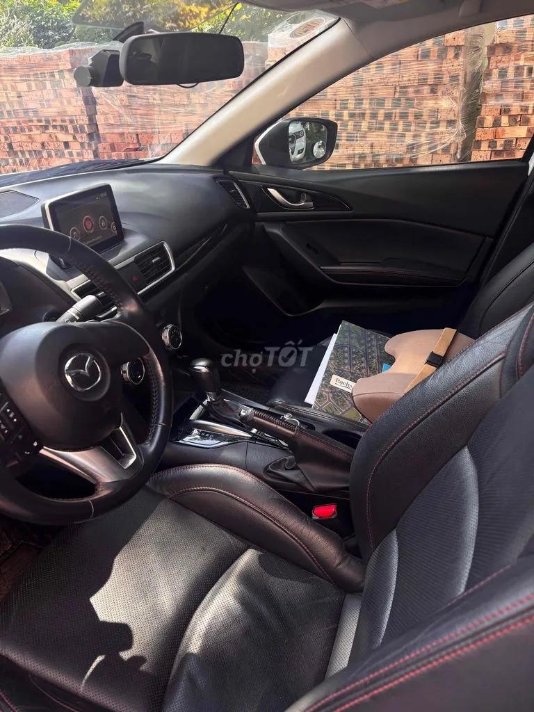 Mazda 3 2016 photo 4