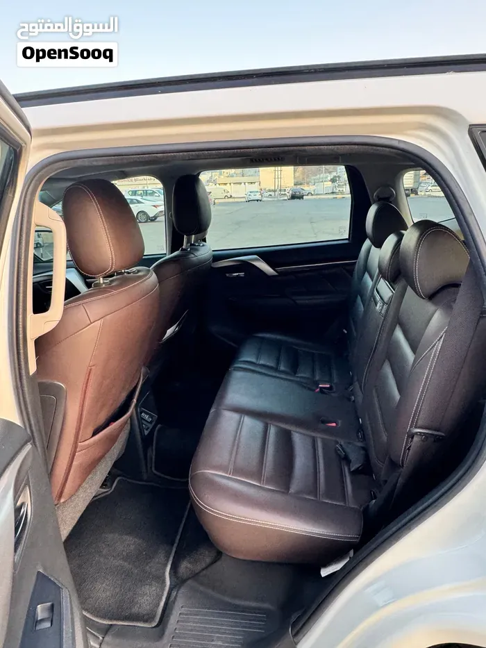 Mitsubishi Montero Sport 2019 photo 3