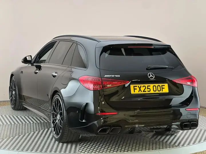 Mercedes-Benz C-Class 2025 photo 4