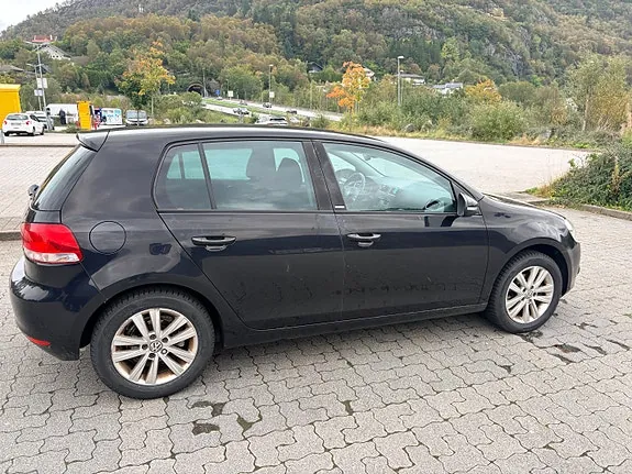 Volkswagen Golf Vi 2012 photo 3