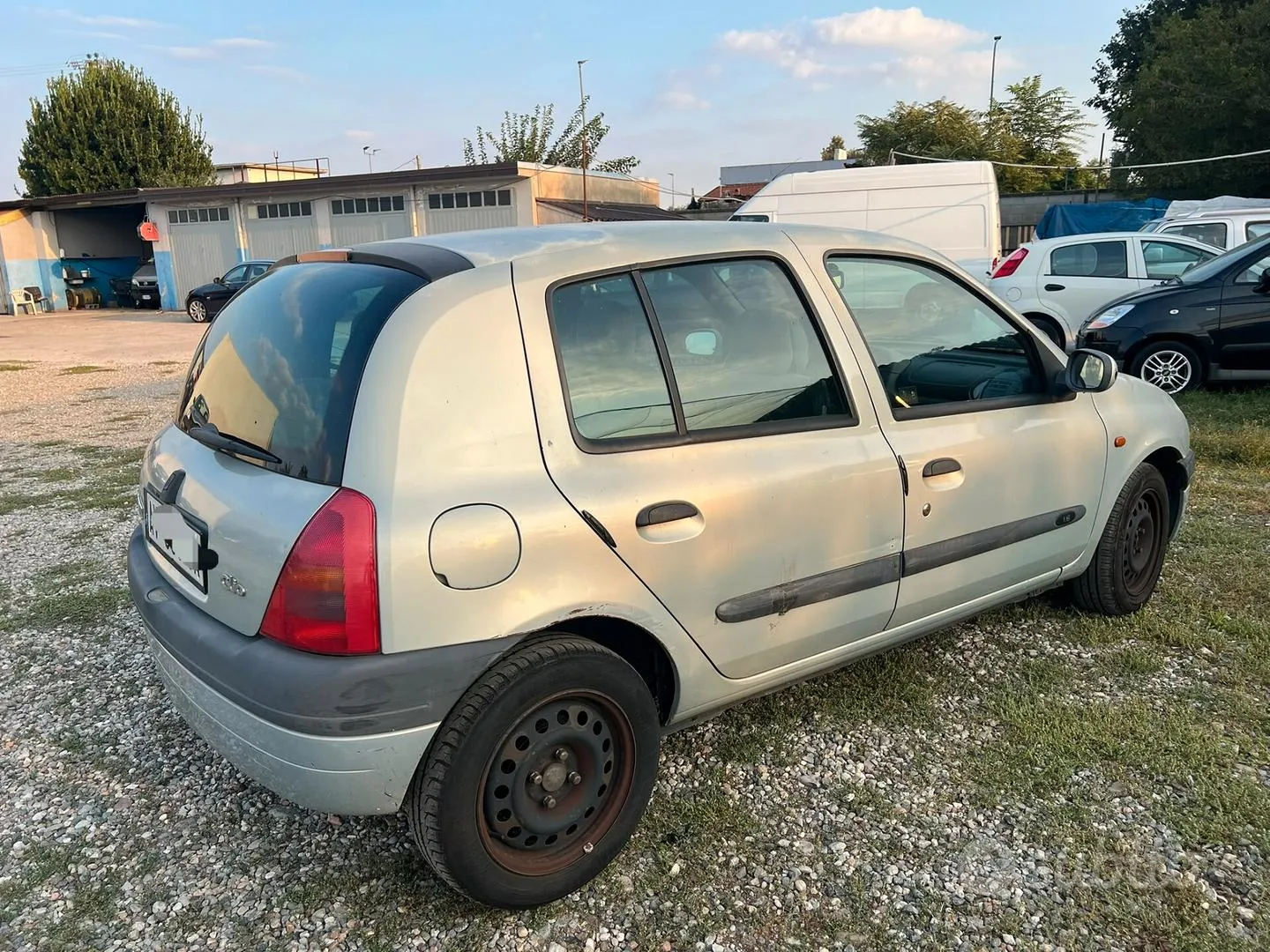 Renault Clio 1998 photo 4