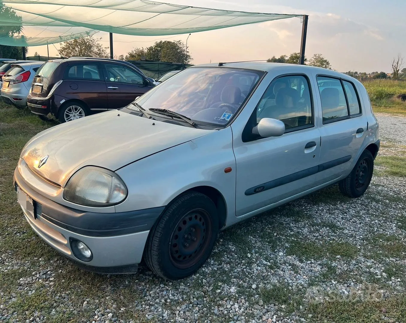 Renault Clio 1998 photo 2