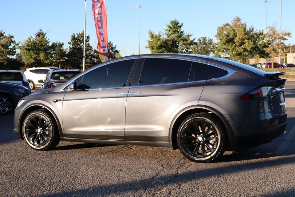 Tesla Model X 2021 photo 5
