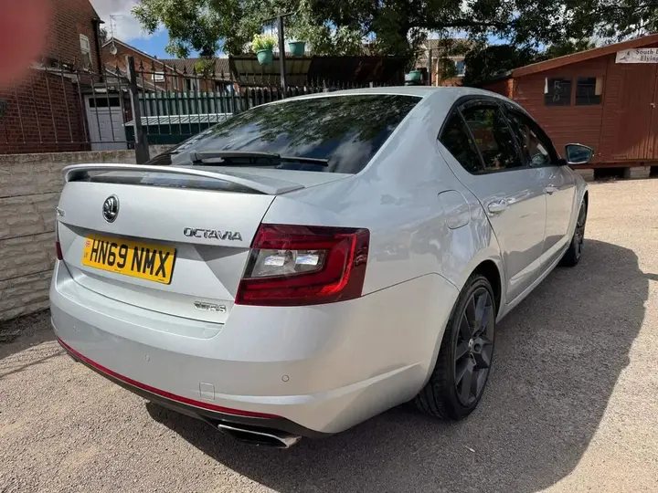 Skoda Octavia 2019 photo 5