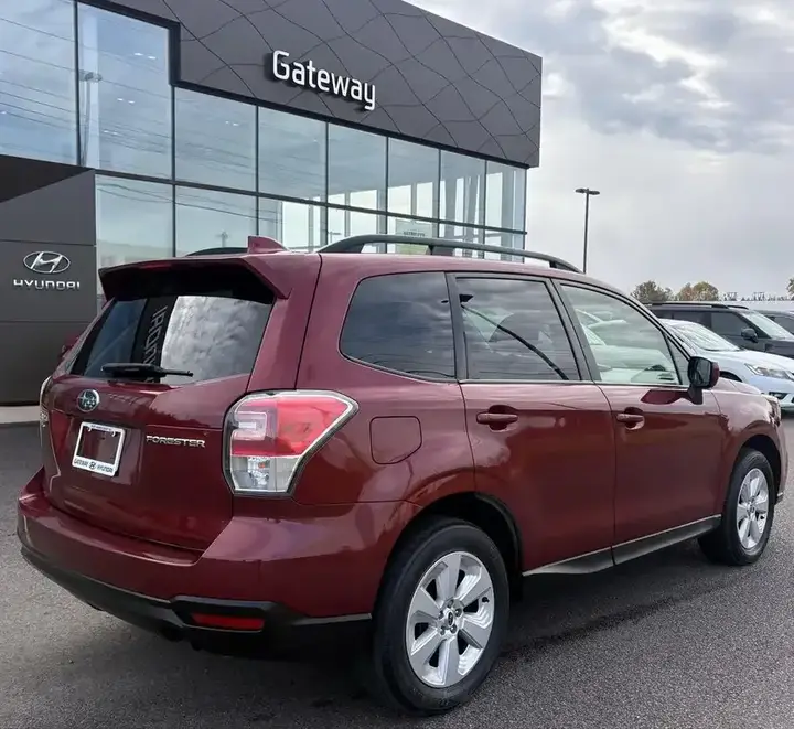 Subaru Forester 2018 photo 3