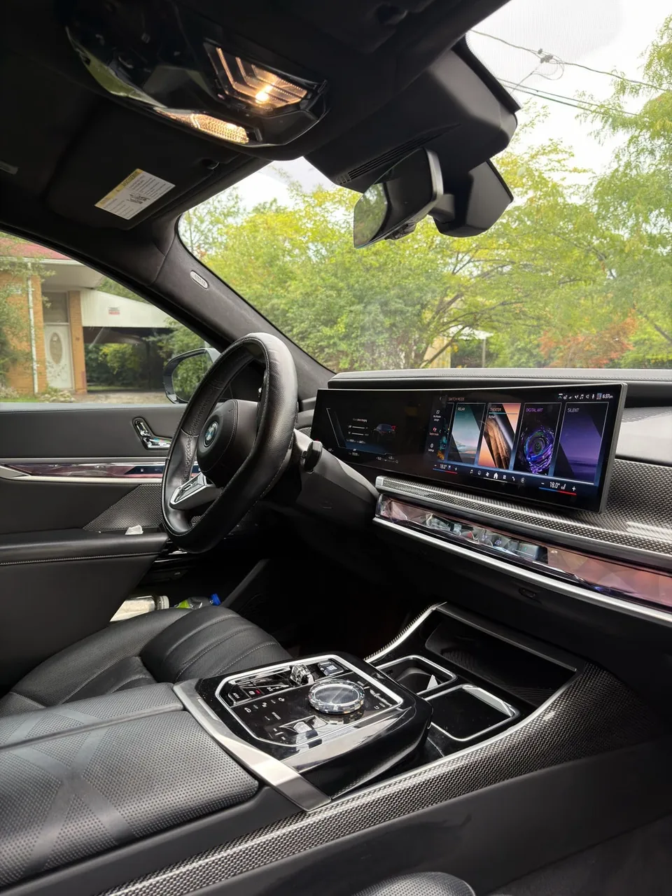 BMW 7 Series 2024 photo 3