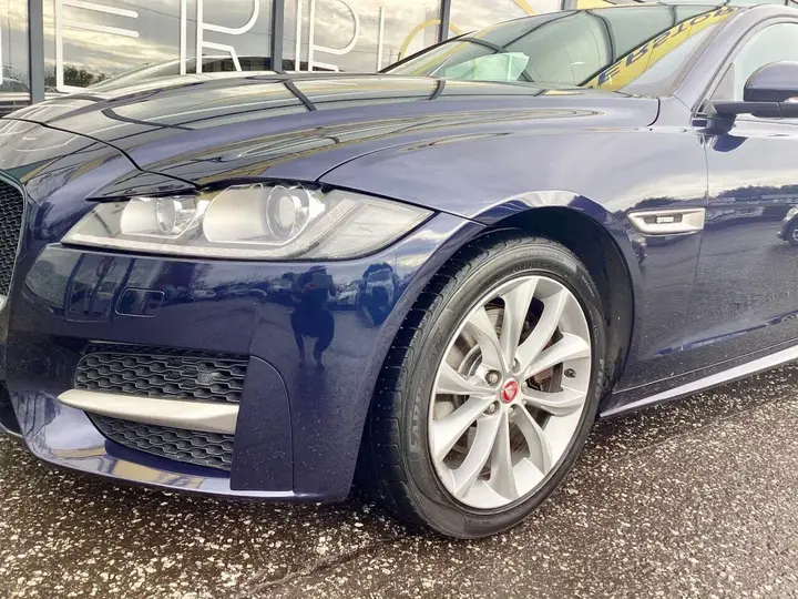 Jaguar Xf 2016 photo 5