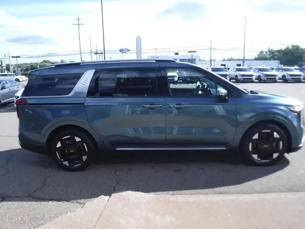 Kia Carnival 2025 photo 4