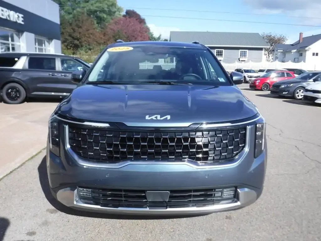 Kia Carnival 2025 photo 3