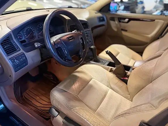 Volvo V70 2002 photo 5