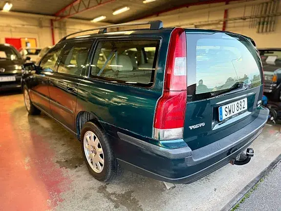 Volvo V70 2002 photo 3