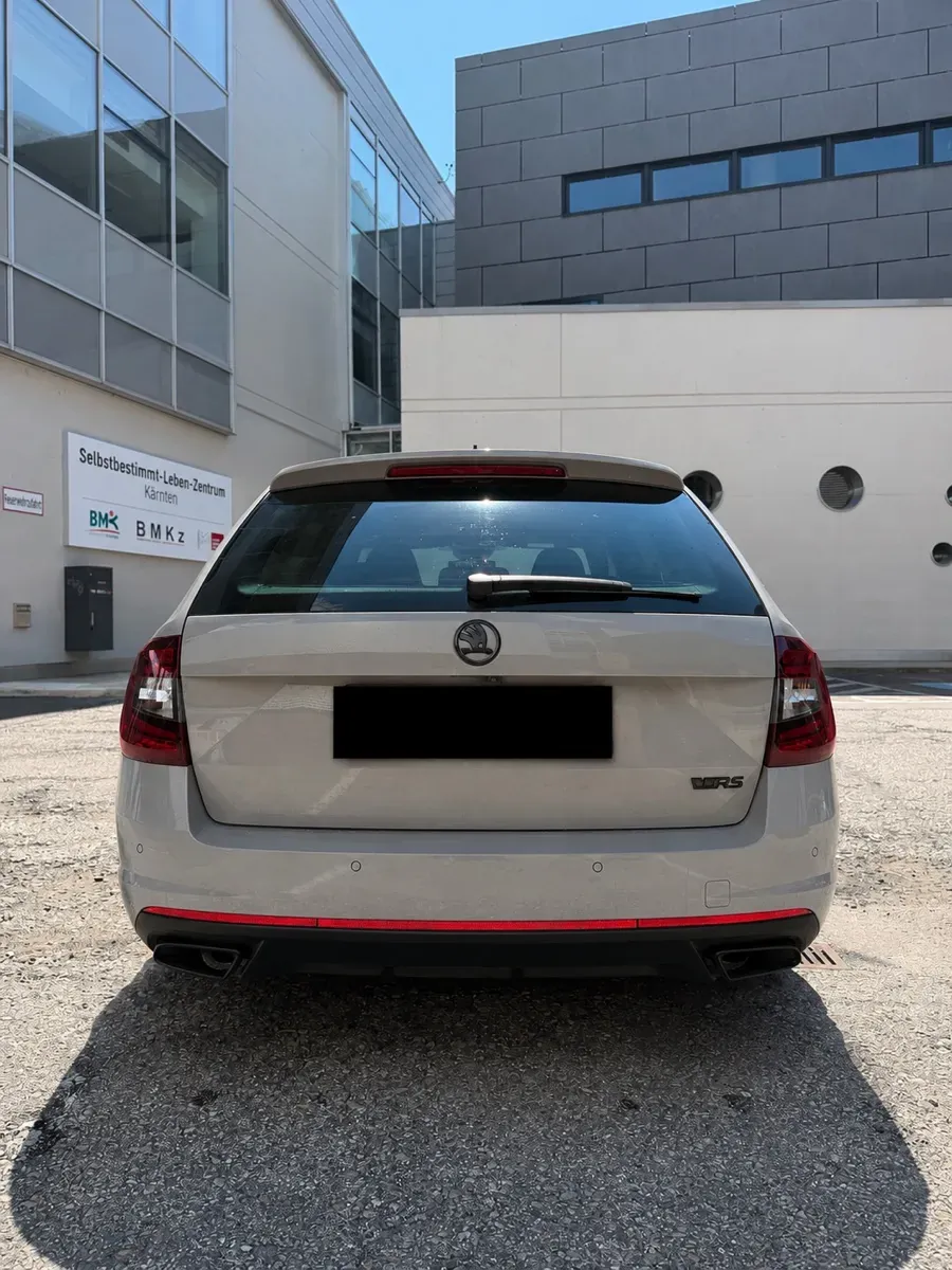 Skoda Octavia 2017 photo 3