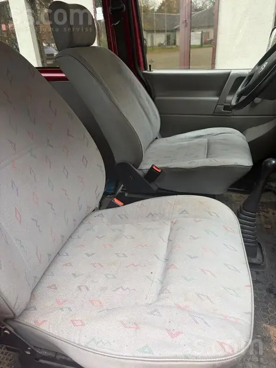 Volkswagen T4 2001 photo 4