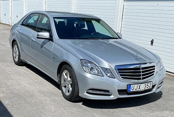 Mercedes-Benz E220
