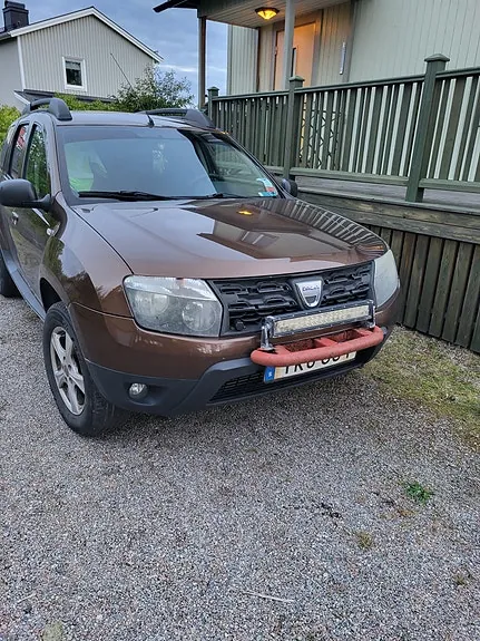 Dacia Duster 2011 photo 3