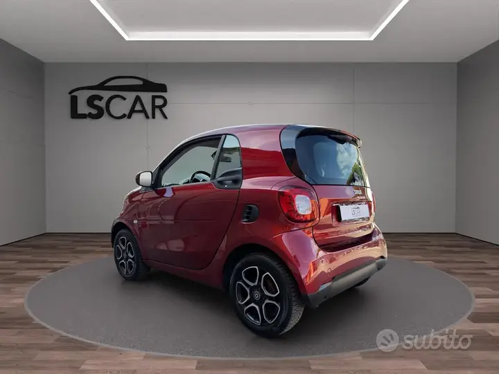 Smart Fortwo 2019 photo 5