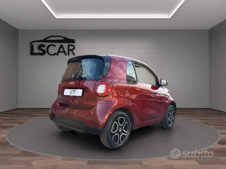 Smart Fortwo 2019 photo 3