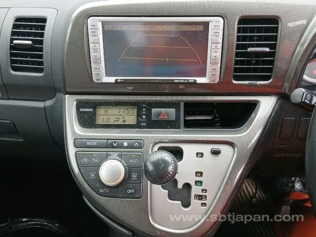 Toyota Wish 2007 photo 5