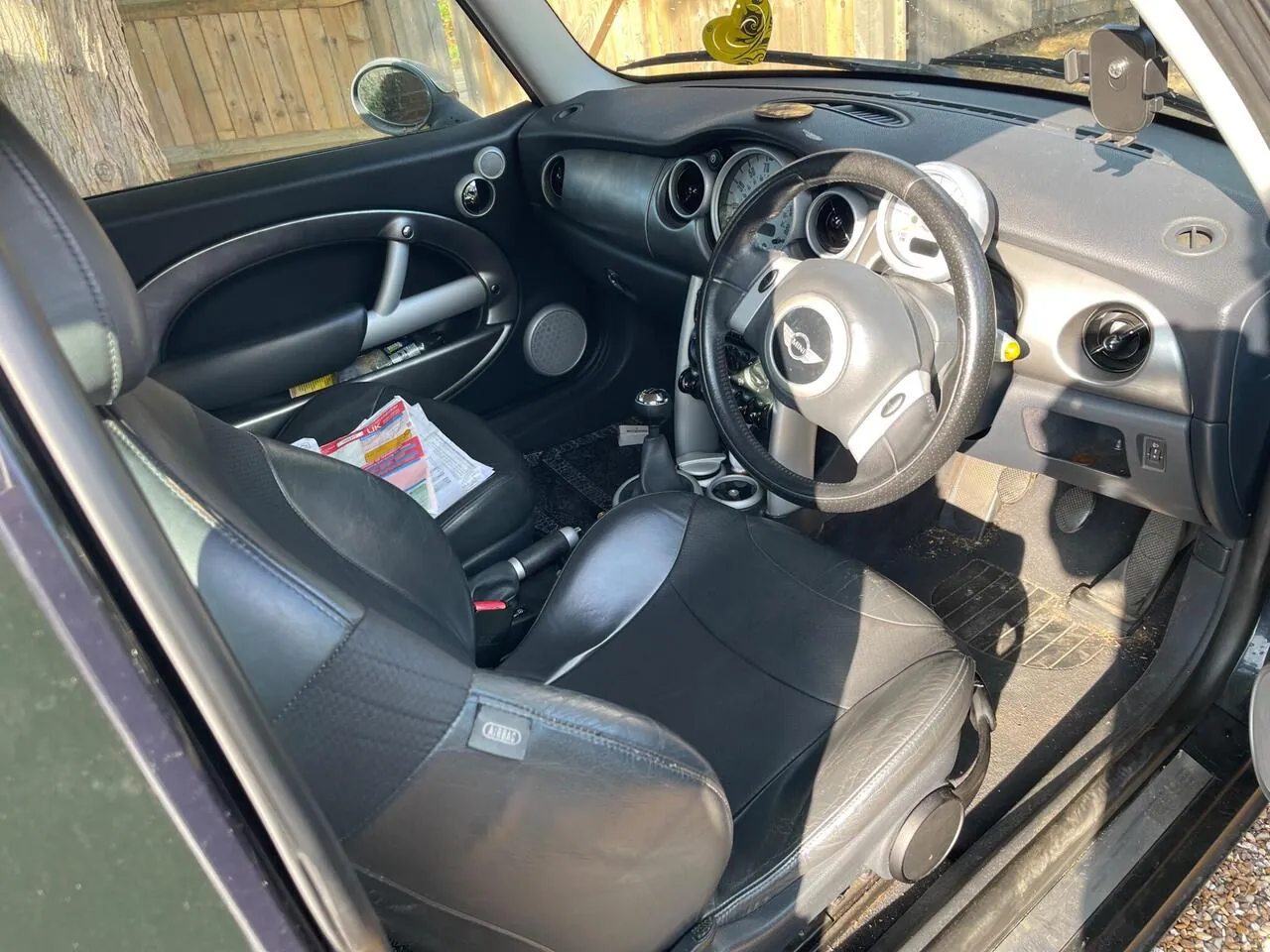 Mini Hatch 2005 photo 2