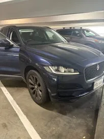 Jaguar F-Pace 2018 photo 2